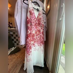 Maison Tara Pink and White Floral V-Neck Midi Dress